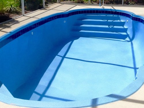 Which Type of Pool Paint To Use For your Pool? - AquaGuard 5000